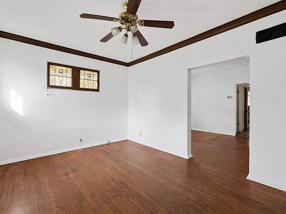 3rd image of 4009 Fairview Ave Floor 1