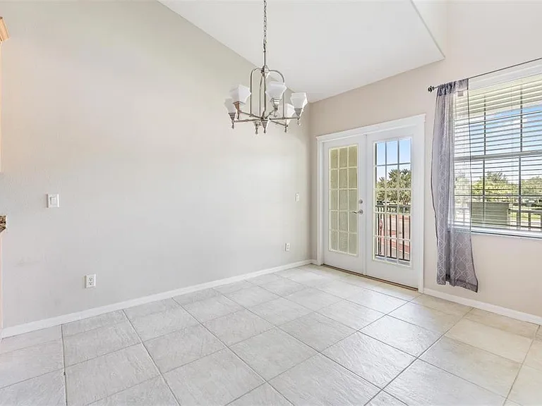 6008 Fishhawk Crossing Blvd #6008 — Photo 10