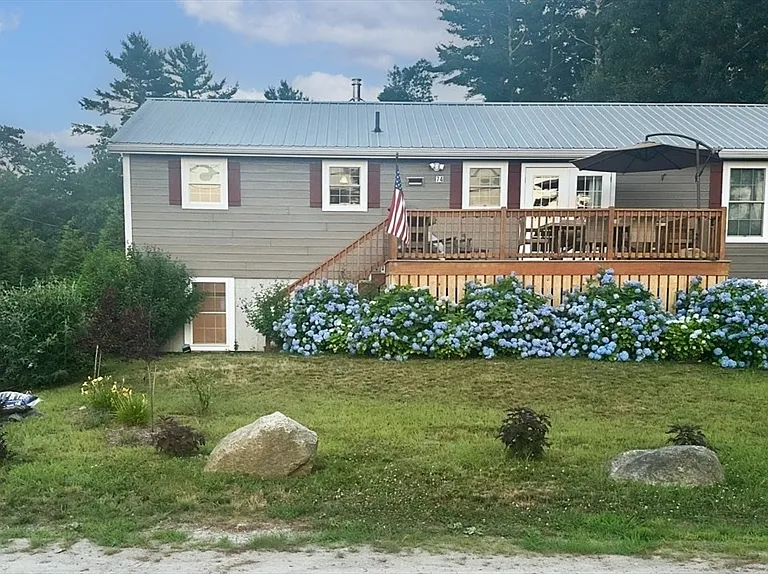 74 Blackmore Pond Cir — Photo 1