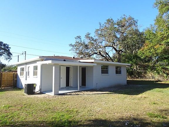 3rd image of 3618 E Wilder Ave