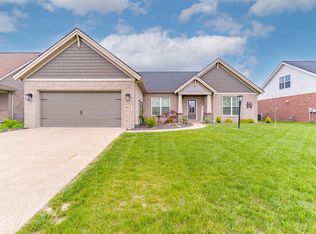 5512 Abbe Wood Dr, Newburgh, IN 47630