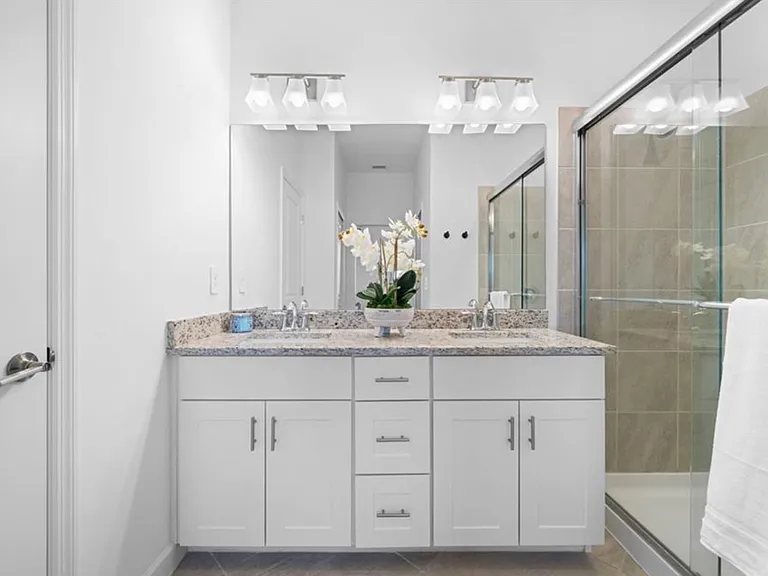 14228 Pine Lodge Ln — Photo 18