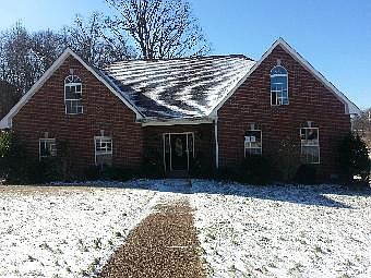 2nd image of 1800 Brookvalley Pl