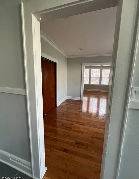 204 Columbia Ave — Photo 12