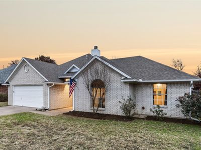 210 D Lynne St, Aubrey, TX, 76227