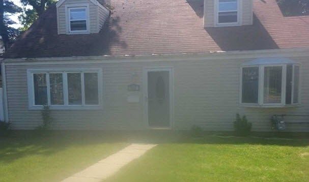 1st image of 517 Seaford Ave