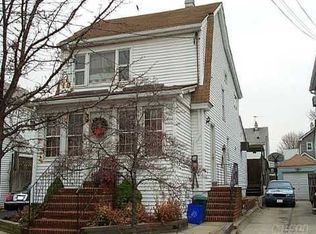 59 Garden St, Valley Stream, NY 11581