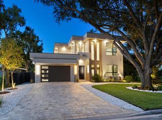 2467 Hyde Park St, Sarasota, FL 34239