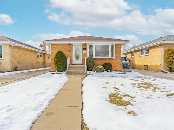 3640 Hawthorne St, Franklin Park, IL 60131