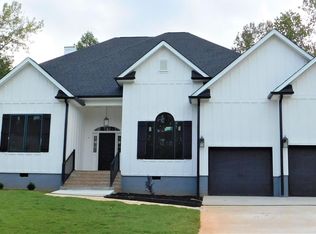 503 Cross Creek Dr, Seneca, SC 29679