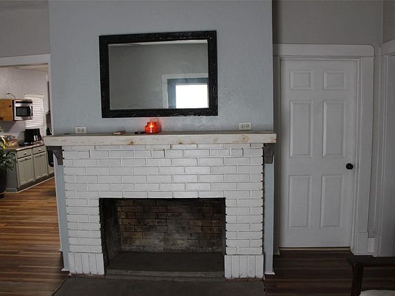 2nd image of 503 W 9th St
