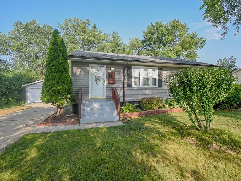 2939 N Butrick St — Photo 1
