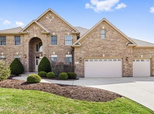 920 Lorie Ln, Lake Zurich, IL 60047