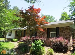 59 Edgewood St, Hazlehurst, GA 31539