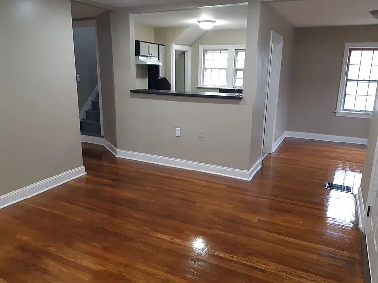4109 Midway Ave — Photo 6