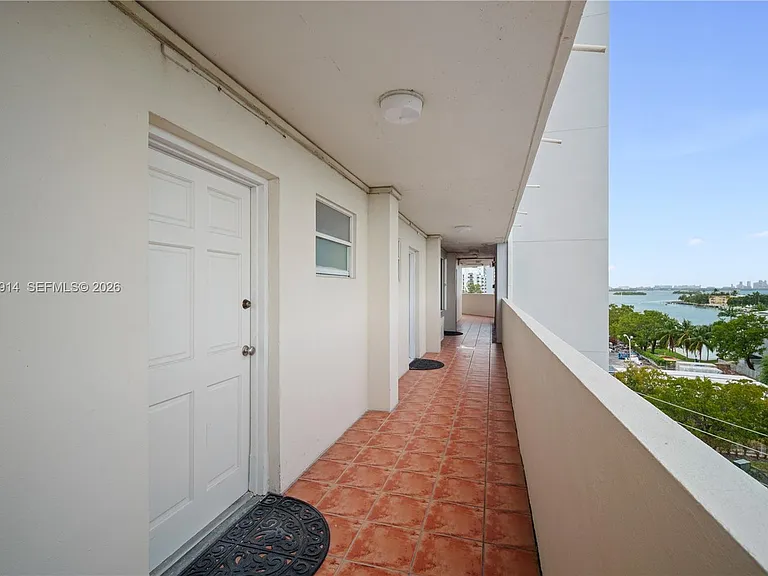 7904 West Dr #605 — Photo 7
