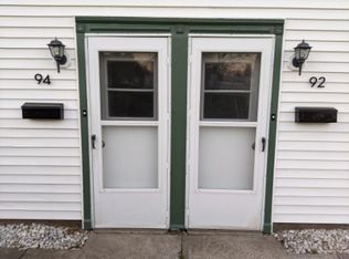 94 Taylor Pl, Forty Fort, PA 18704