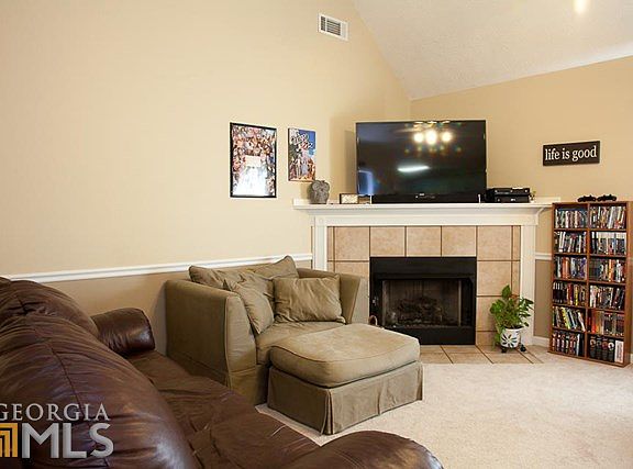 4th image of 113 Kimbell Farm Dr