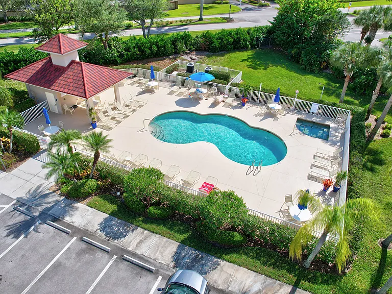 2835 Cypress Trace Cir #1-ID1049710P — Photo 40