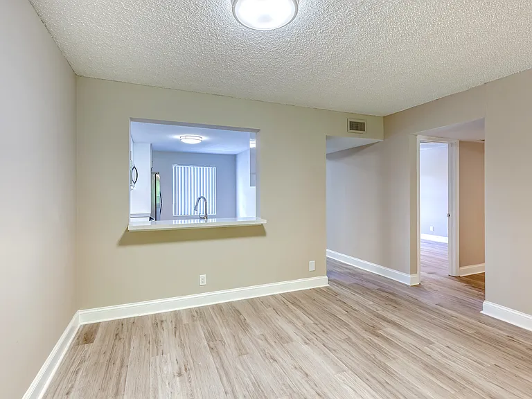 Delray Place Apartments — Photo 10