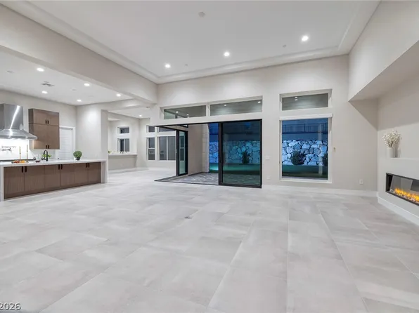 11000 Horizon Ledge Ave, Las Vegas, NV 89135