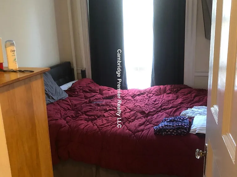 504 Beacon St #5 — Photo 9
