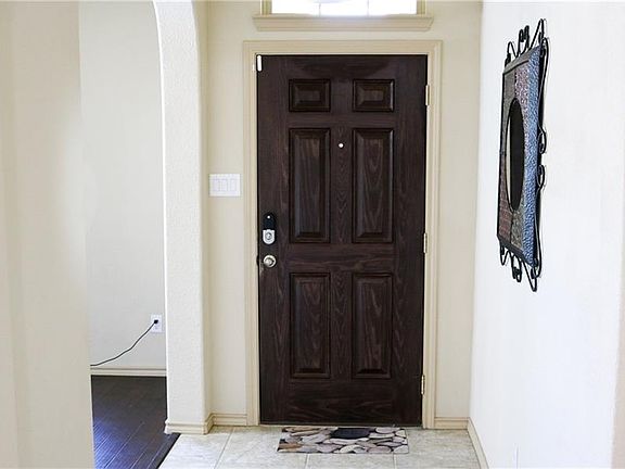 4th image of 5004 Armadale Dr
