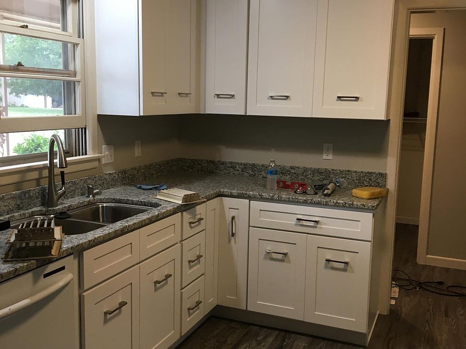 2nd image of 4901 46th St
