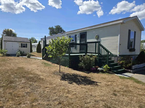 13 Cross Wind Lane, Rochester, NH 03867