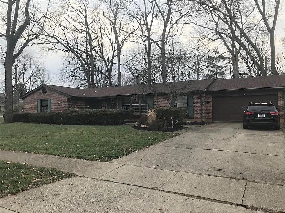 1st image of 529 Locust Hill Dr