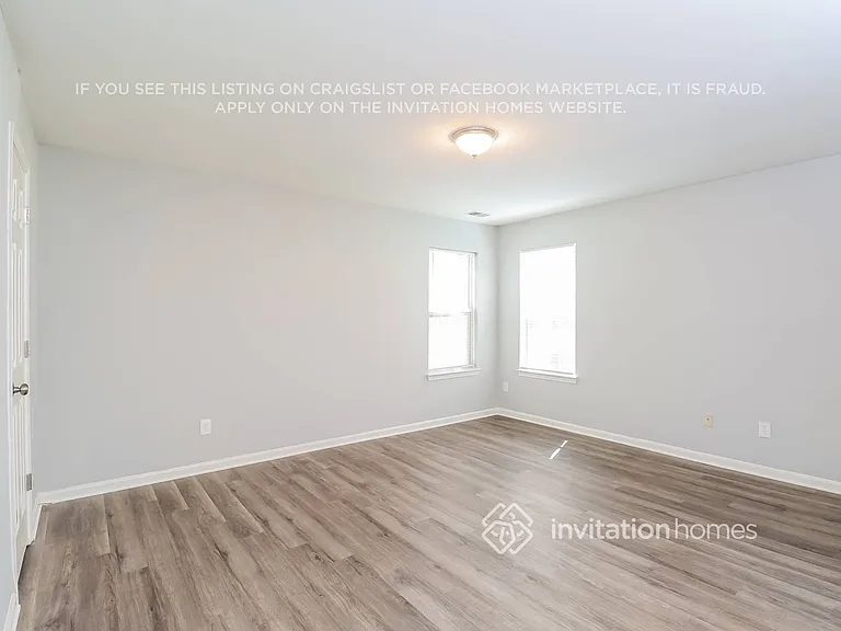 14736 Sapphire Ln — Photo 11