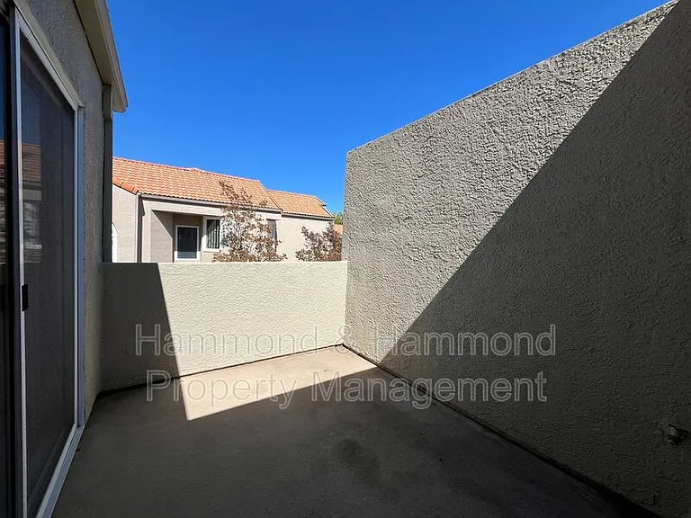 22243 Shadow Valley Cir — Photo 16