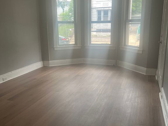 5th image of 720 S 15th St Floor 1