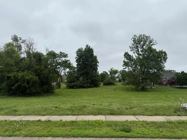 356 Persimmon Cir, Boonville, IN 47601