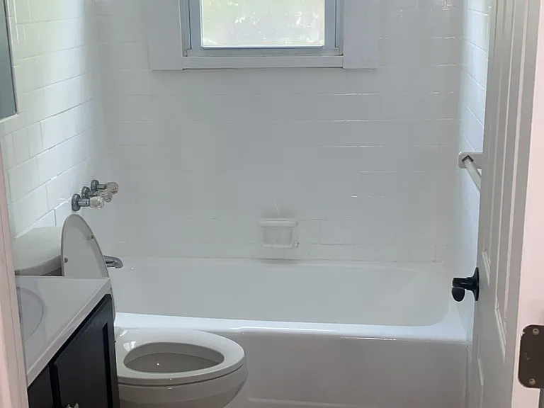 81 Upton St — Photo 5