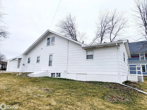 718 S Fillmore St, Osceola, IA 50213