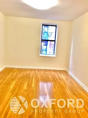 Rented by Oxford Property Group | media 33