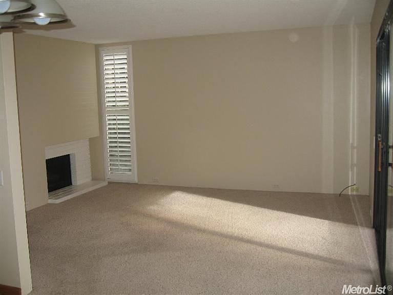1st image of 660 Woodside Sierra Unit 5