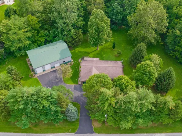 3877 S Bailey Rd, Wabash, IN 46992