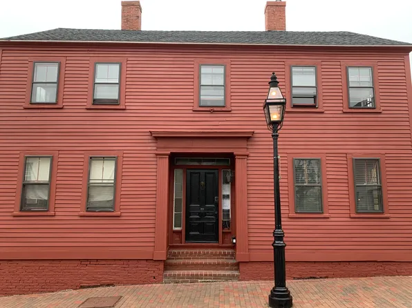 137 High St #B, Portsmouth, NH 03801