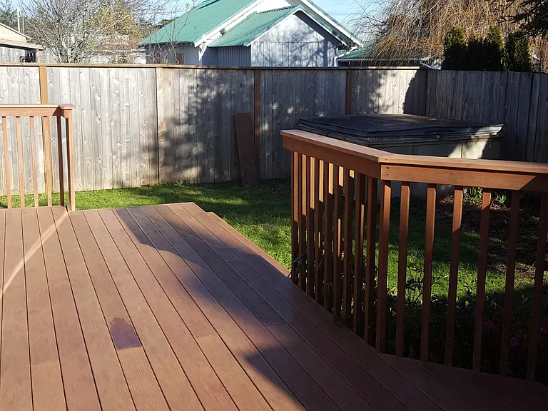 NW Cedar St — Photo 21