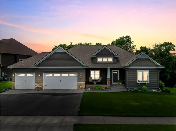 4754 South Oakwood Hills Parkway, Eau Claire, WI 54701