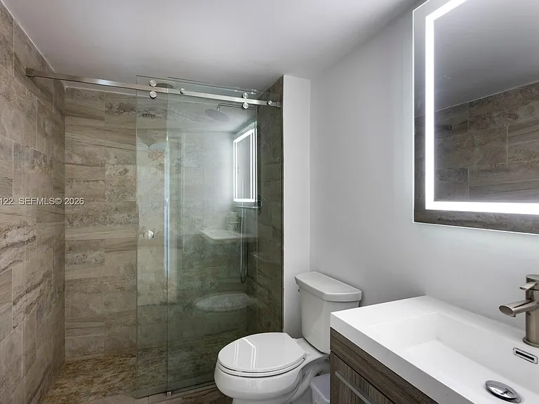 650 West Ave #906 — Photo 13