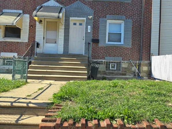 2066 Larue St, Philadelphia, PA 19124