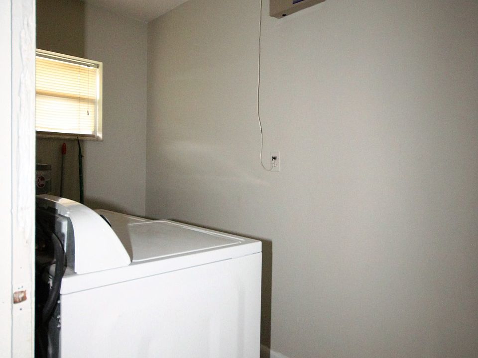 1st image of 11191 NW 35th Pl