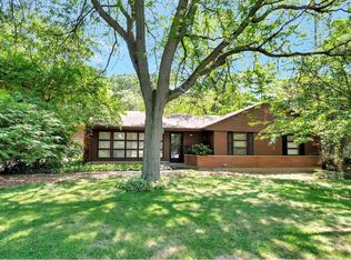 4055 Sterling Rd, Downers Grove, IL 60515