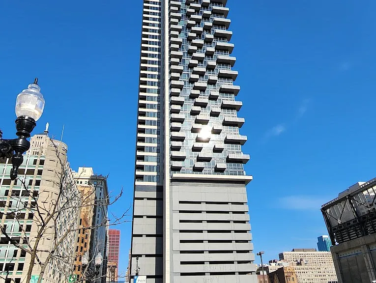 235 W Van Buren St #2819 — Photo 1