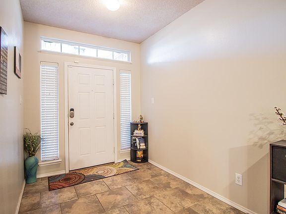 4th image of 6715 86th St