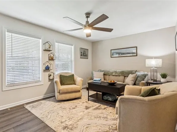 5112 Booker St, Chesapeake, VA 23320