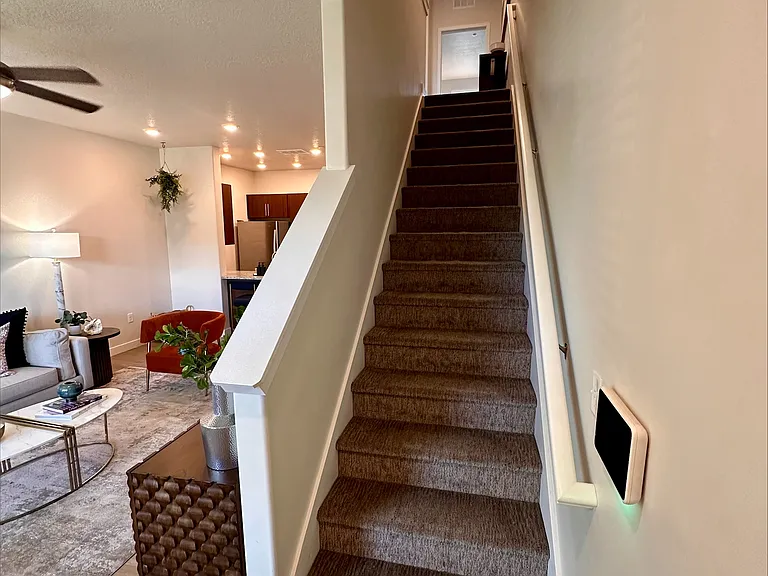 513 S 620 E — Photo 12